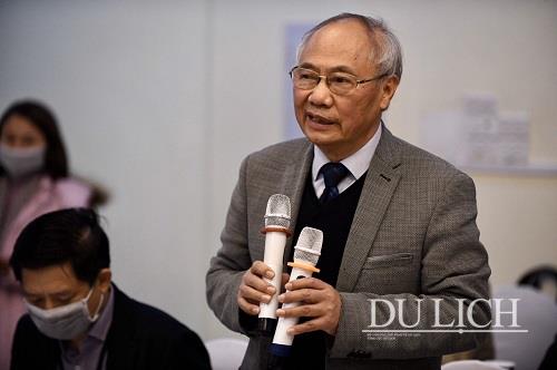 Phó Chủ tịch thường trực Hiệp hội Du lịch Việt Nam Vũ Thế Bình phát biểu tại Hội nghị